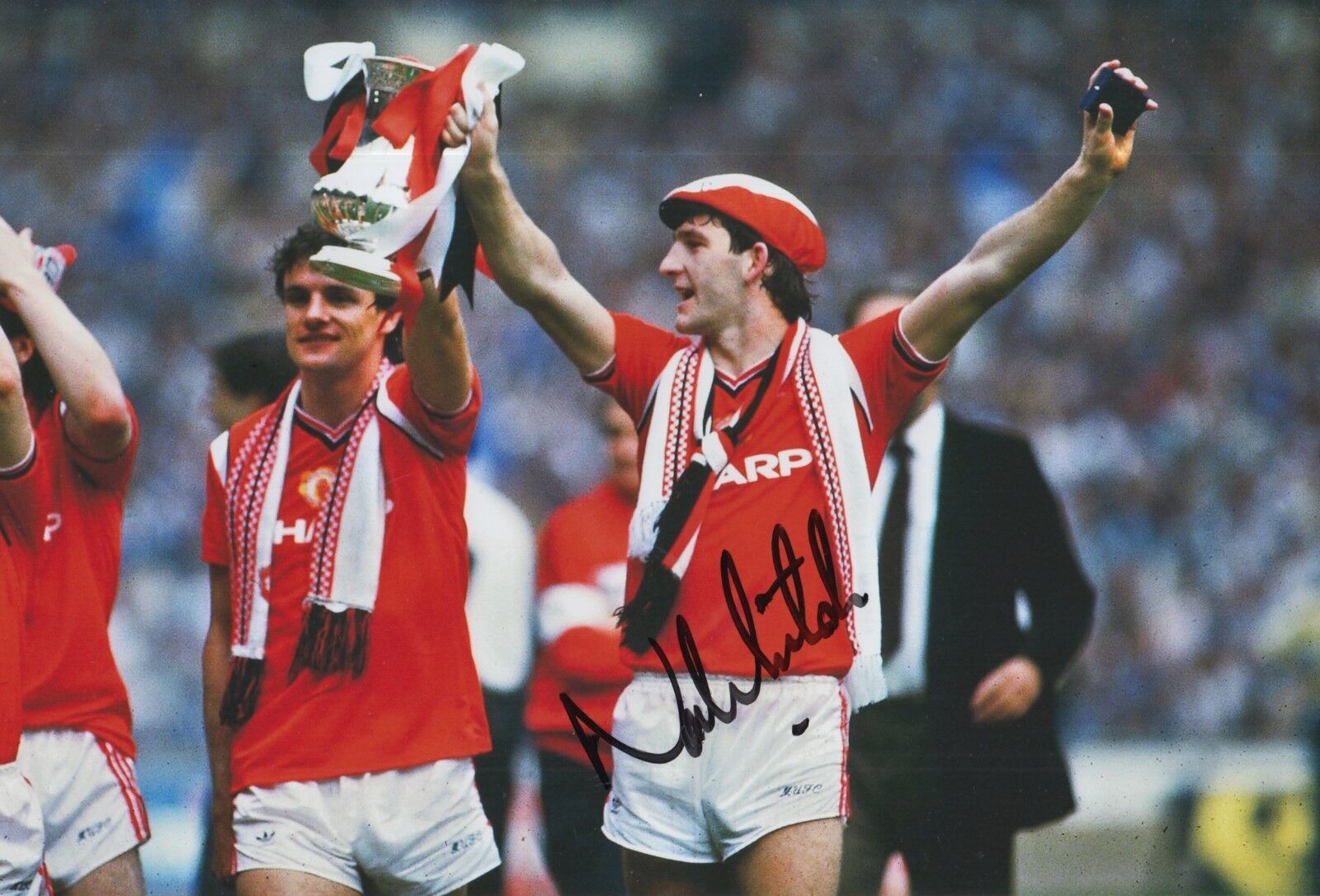Norman Whiteside Hand Signed Manchester United 12x8 Photo Poster painting 3.