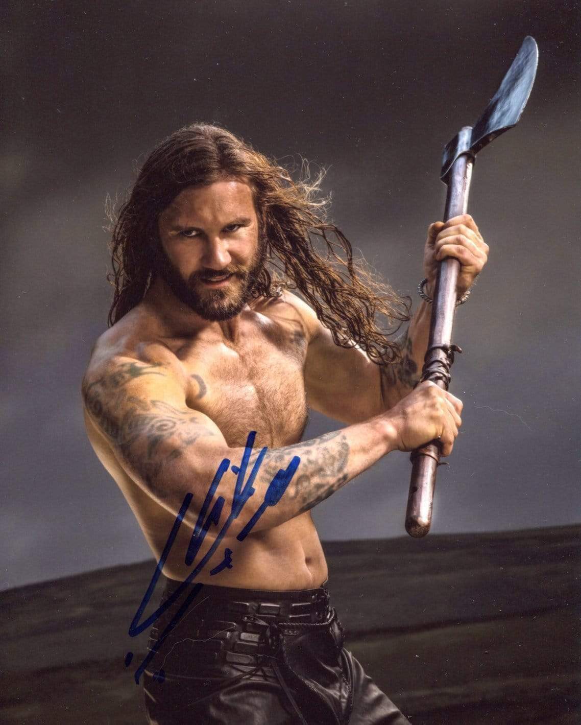 Clive Standen ACTOR VIKINGS autograph, In-Person signed Photo Poster paintinggraph