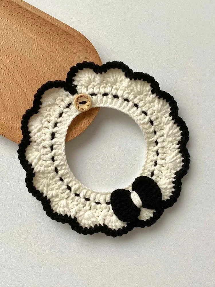 Lulusnow Handmade Black White Bow-tie Crochet Pet Collars/ Pet Holiday Outfit/ Festive Pet Accessories/ Gift For Pet