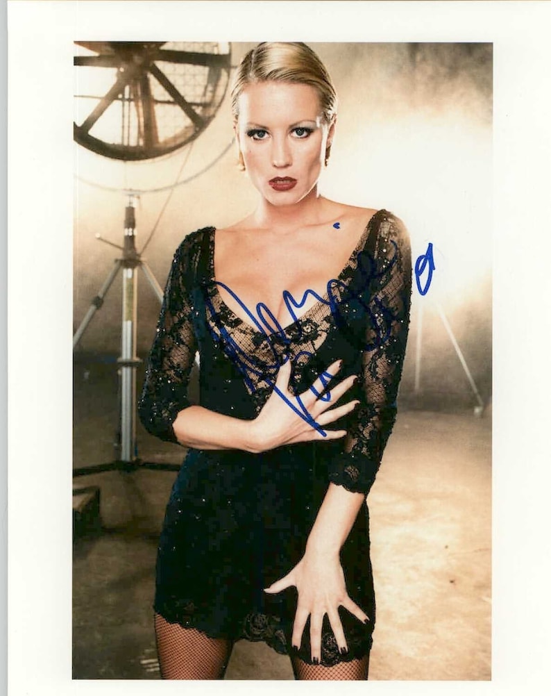 Denise Van Outen Signed Autographed Glossy 8x10 Photo Poster painting - COA Matching Holograms