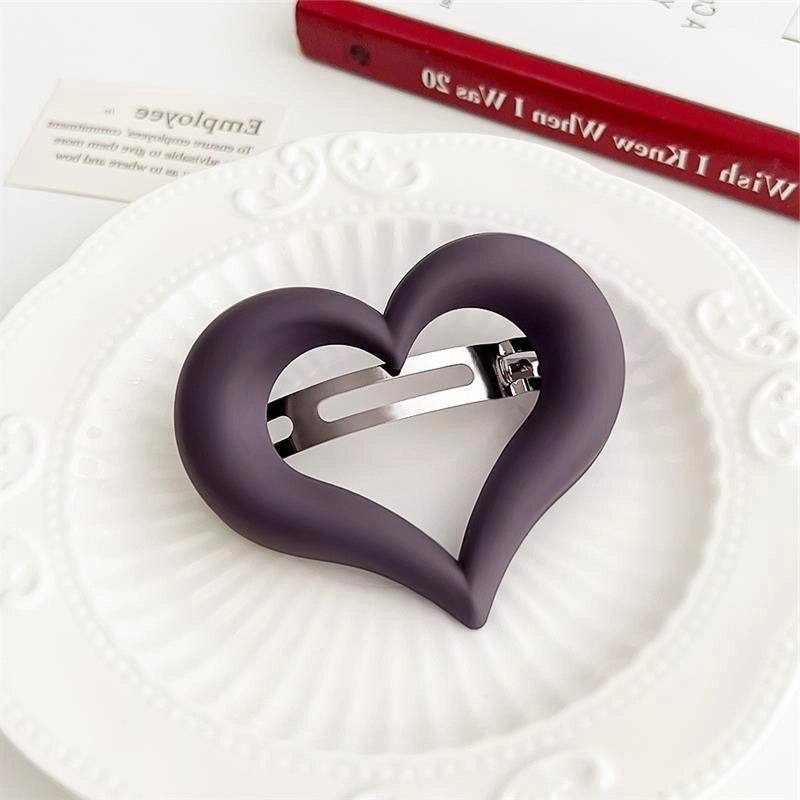 Women’s Casual Streetwear Heart Shape Arylic Handmade Hair Claws