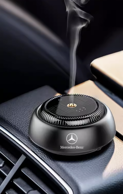 Car spray aromatherapy high-end solar ornaments