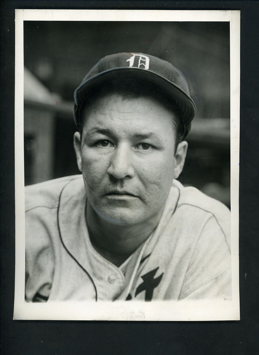 Rudy York 1945 Press Photo Poster painting Detroit Tigers