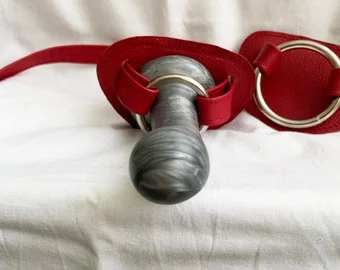 pornhint Pornhint Red Leather Hand Harness (Strapon)