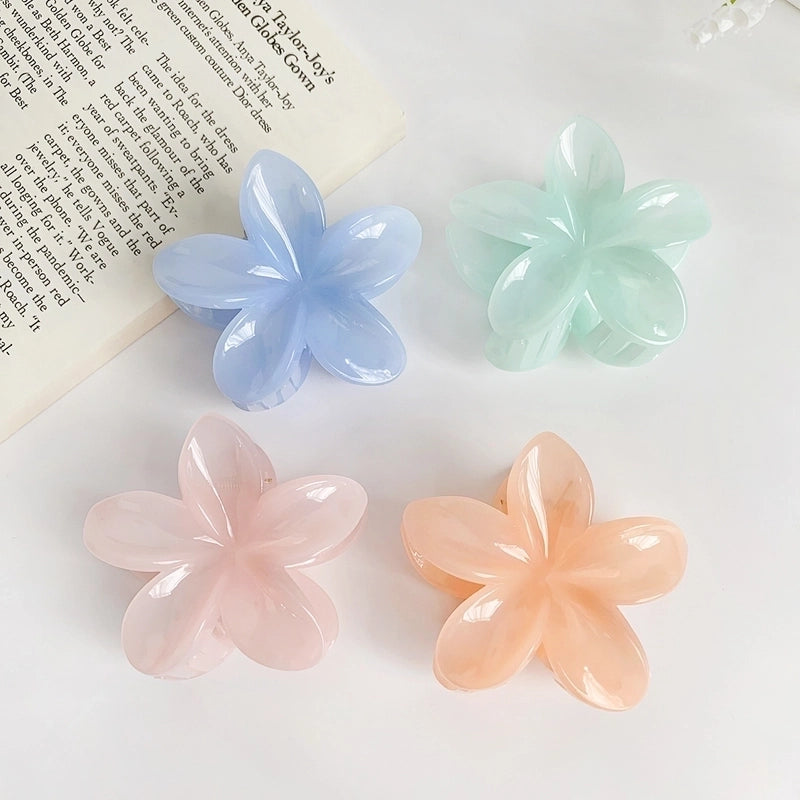 Women’s Elegant Sweet Flower Plastic Hair Claws