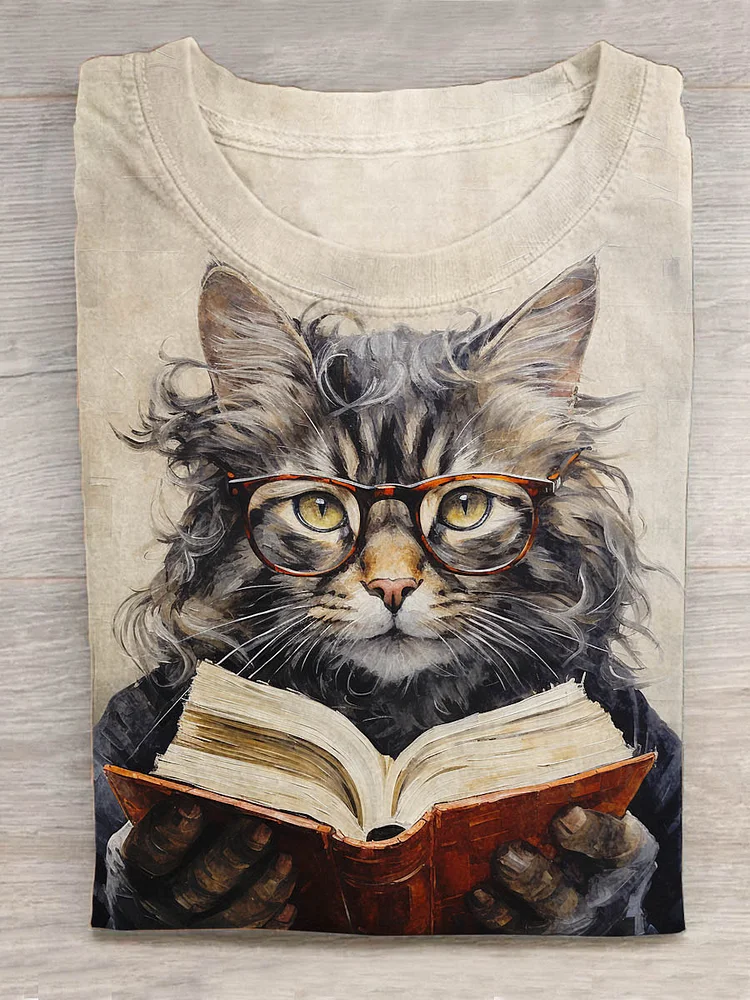 Funny Cat Read Books Art Print Design T-shirt