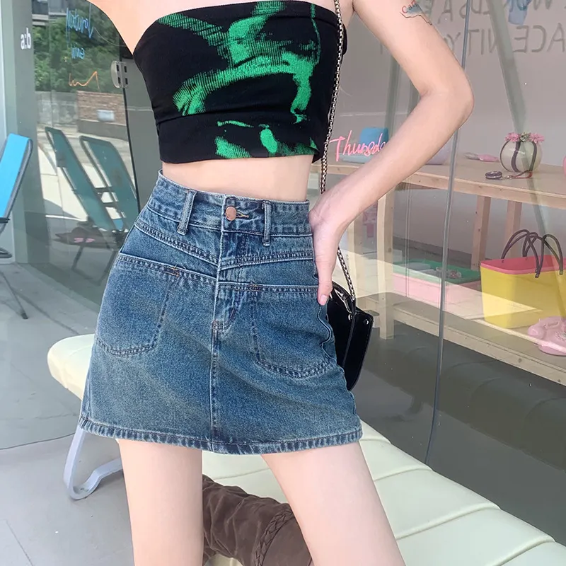 Vintage High-Waisted Denim A-Line Mini Skirt