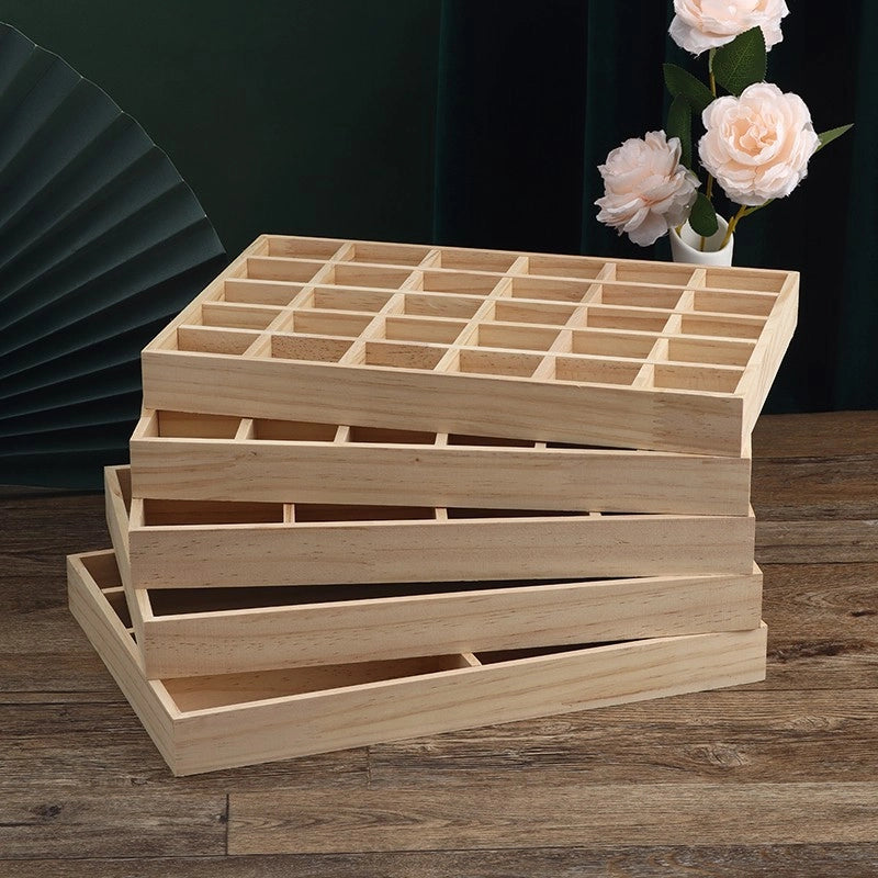 1 Piece Solid Wood Minimalist Square Jewelry Display
