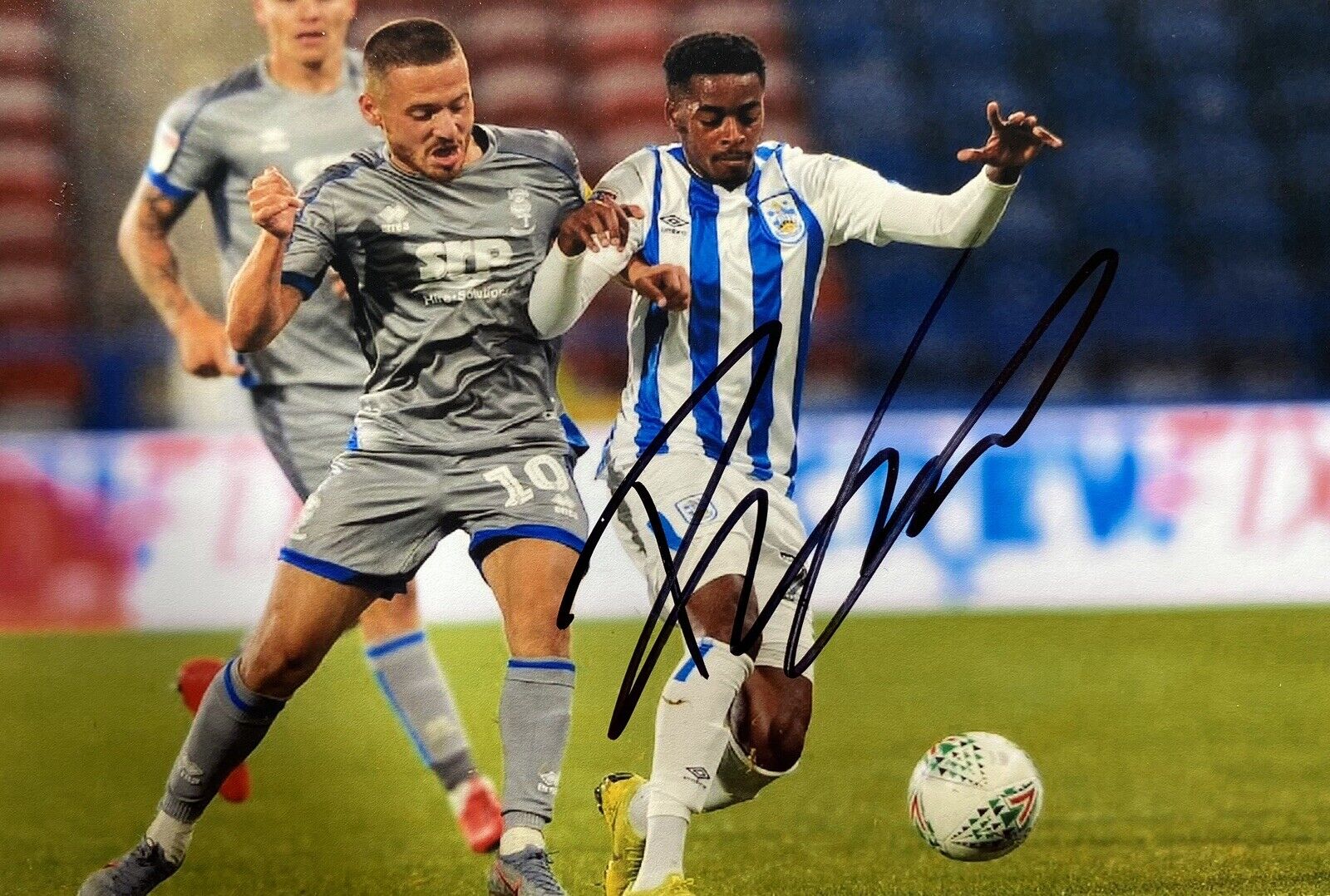 Reece Brown Genuine Hand Signed 6X4 Huddersfield Town Photo Poster painting