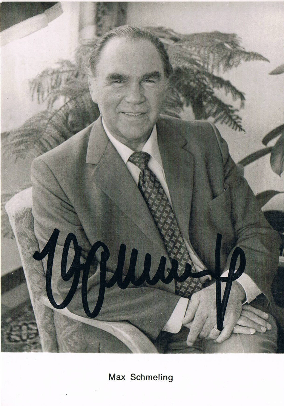 Max Schmeling 1906-2005 genuine autograph signed 4x6