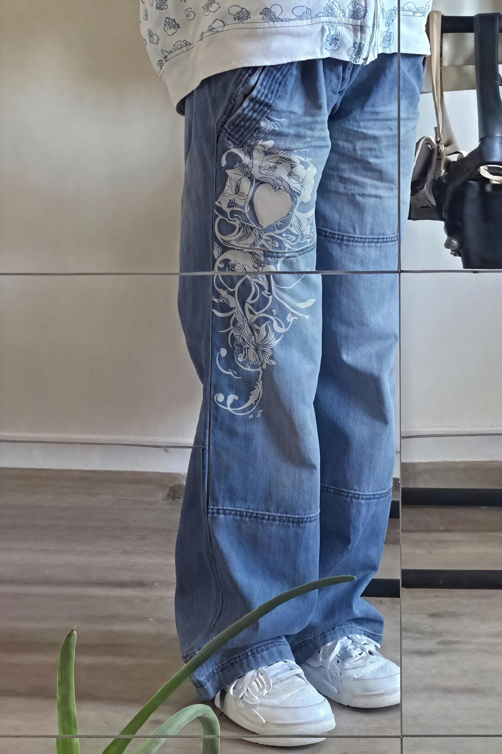 Product alternate view 2