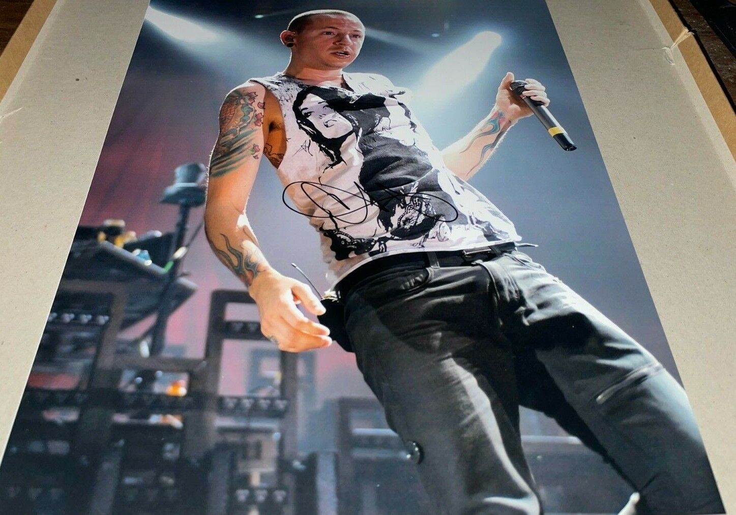 Chester Bennington Linkin Park Hybrid Theory Autographed Signed 11x14 Photo Poster painting COA