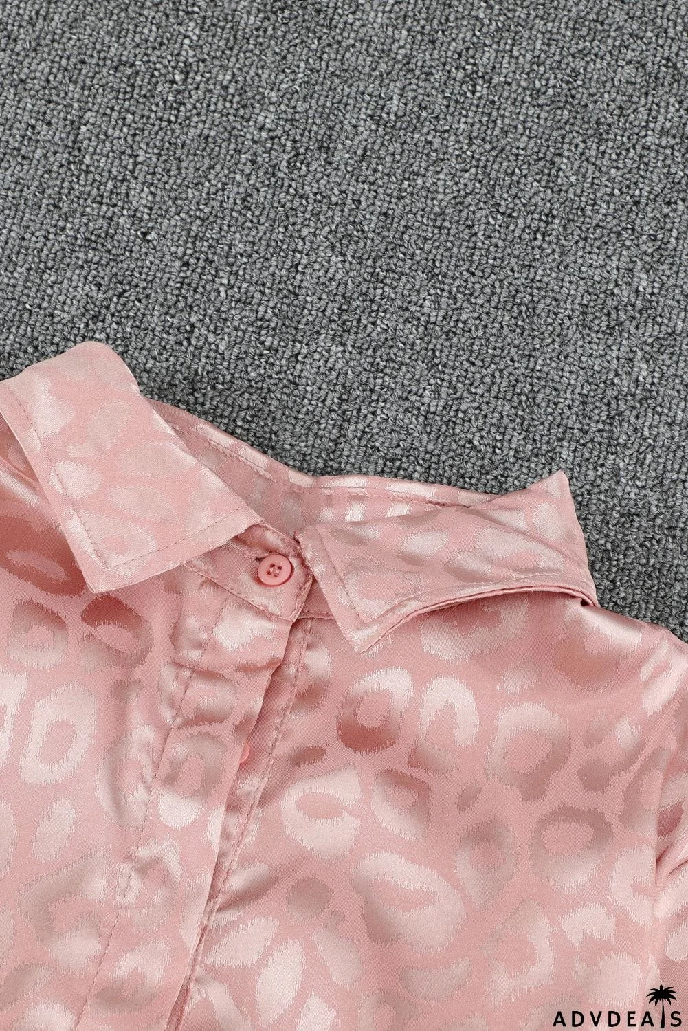 Turn-down Collar Embossed Button Shirt