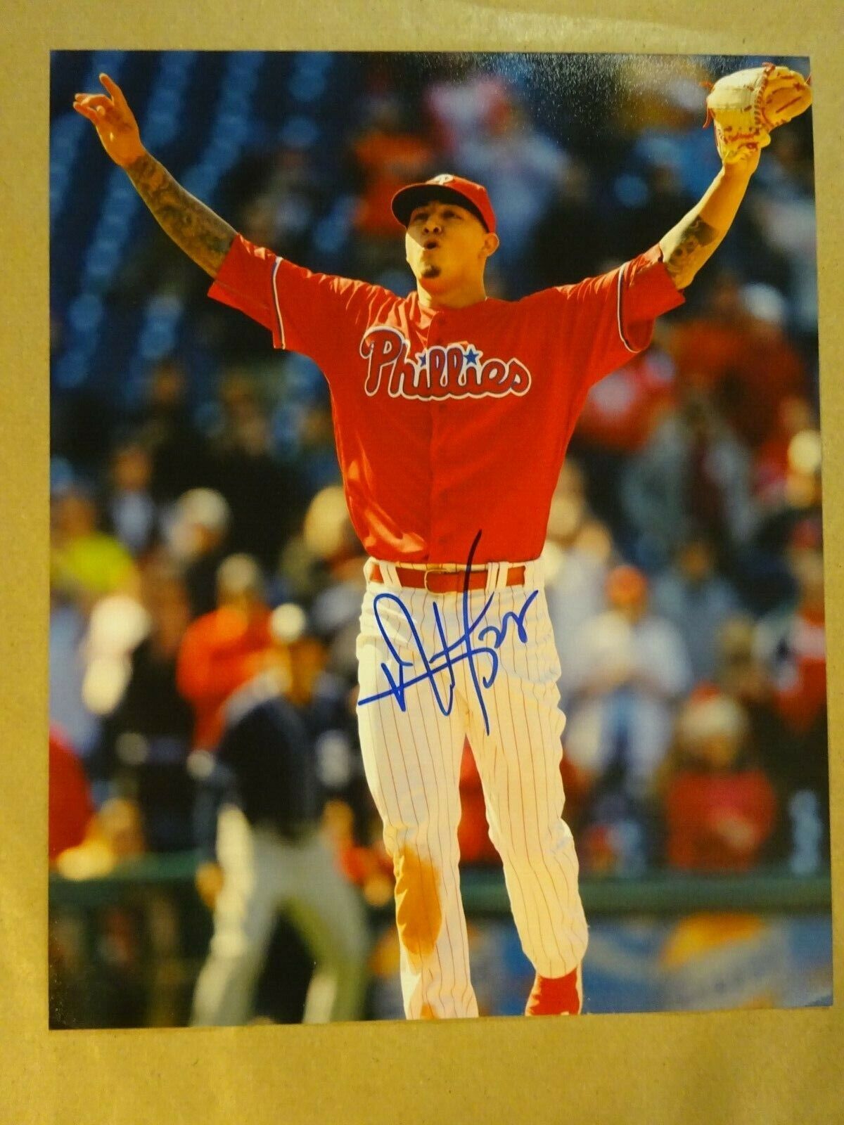 Autographed VINCENT VELASQUEZ Signed 8x10 Photo Poster paintinggraph Philadelphia Phillies