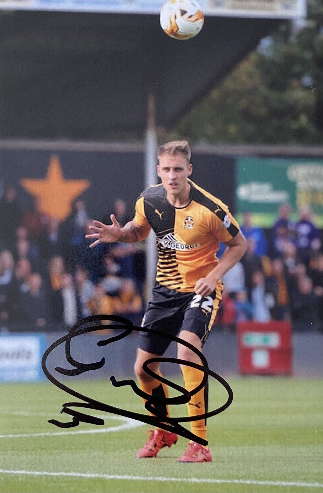 George Taft Genuine Hand Signed Cambridge United 6X4 Photo Poster painting 2