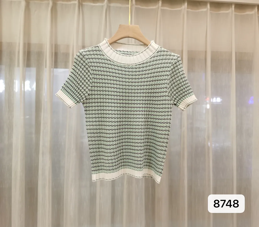 Uveng Uveng Summer New Korean Version Of The Impact Of The Wave Striped Ice Silk Bottom Shirt Short-Sleeved Knitted T-Shirt Tide