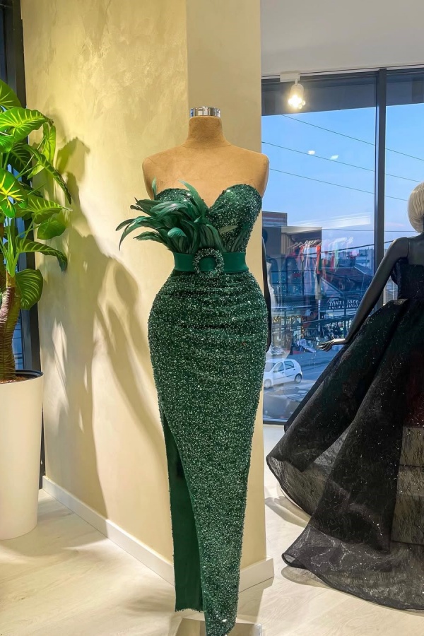 Luxury Sweetheart Dark Green Beaded Split Feathers Evening Dress With Belt | ZT0394