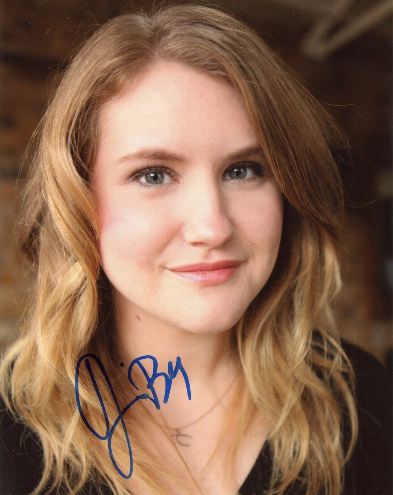 ~~ JILLIAN BELL Authentic Hand-Signed Idiotsitter