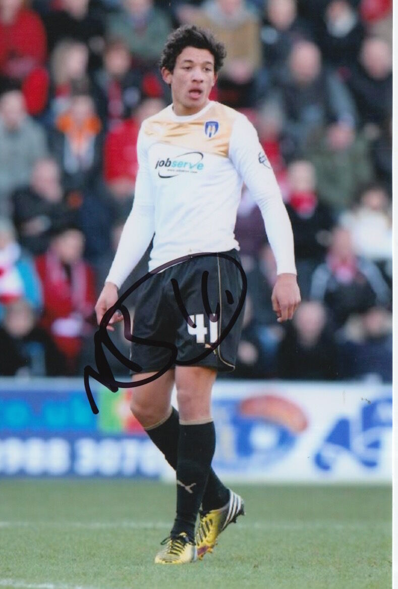 COLCHESTER UNITED HAND SIGNED MACAULEY BONNE 6X4 Photo Poster painting 1.