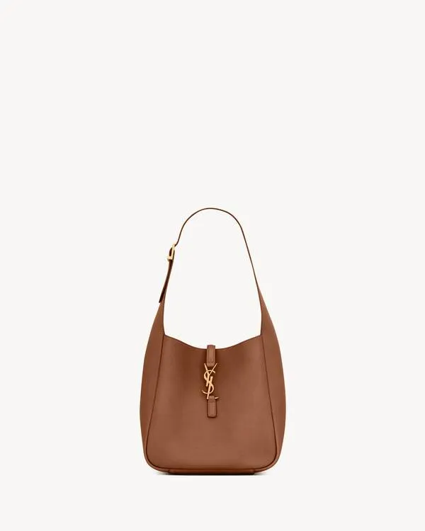 LE 5 &Agrave; 7 supple SMALL IN GRAINED LEATHER