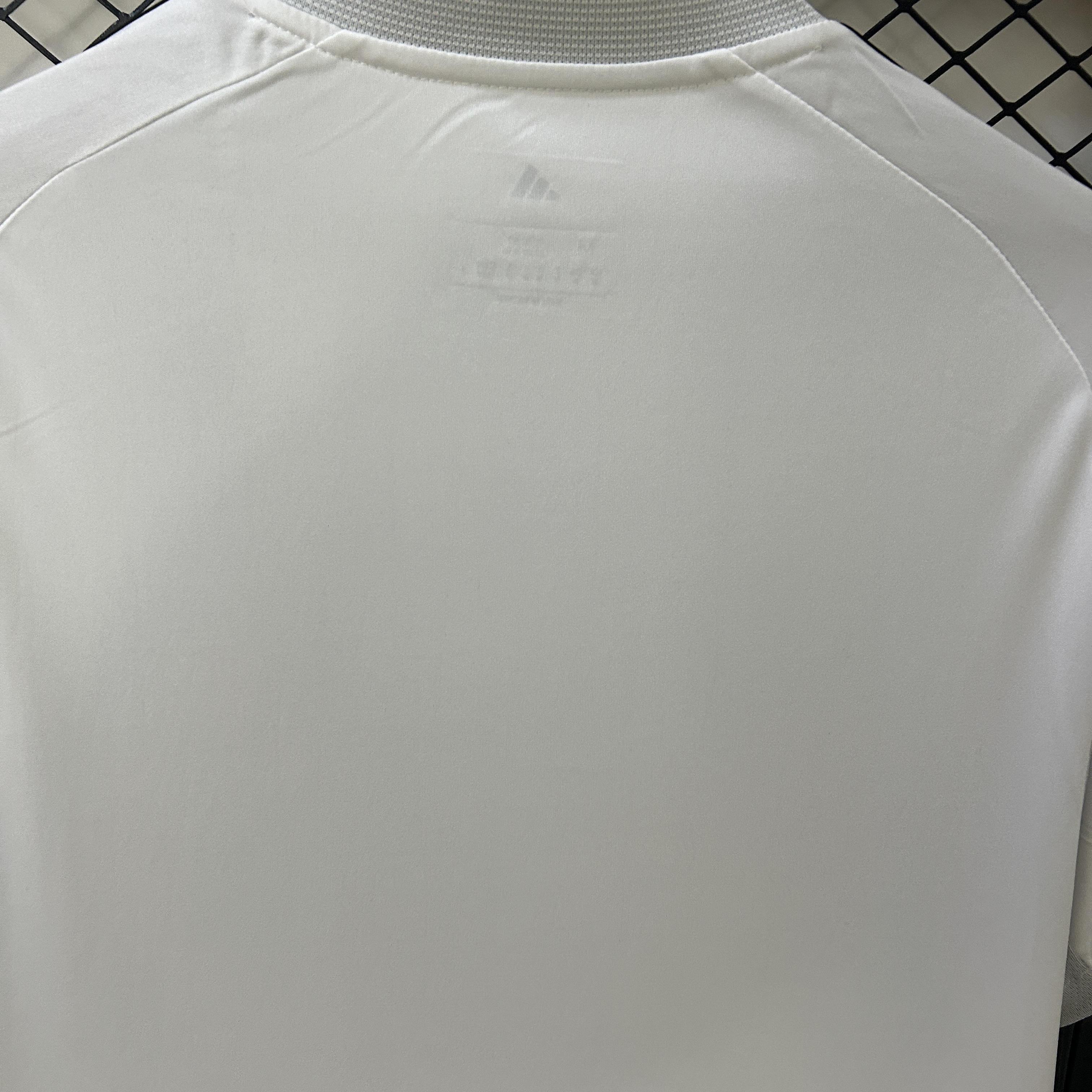 25/26 Real Madrid White Football Shirt Thai quality