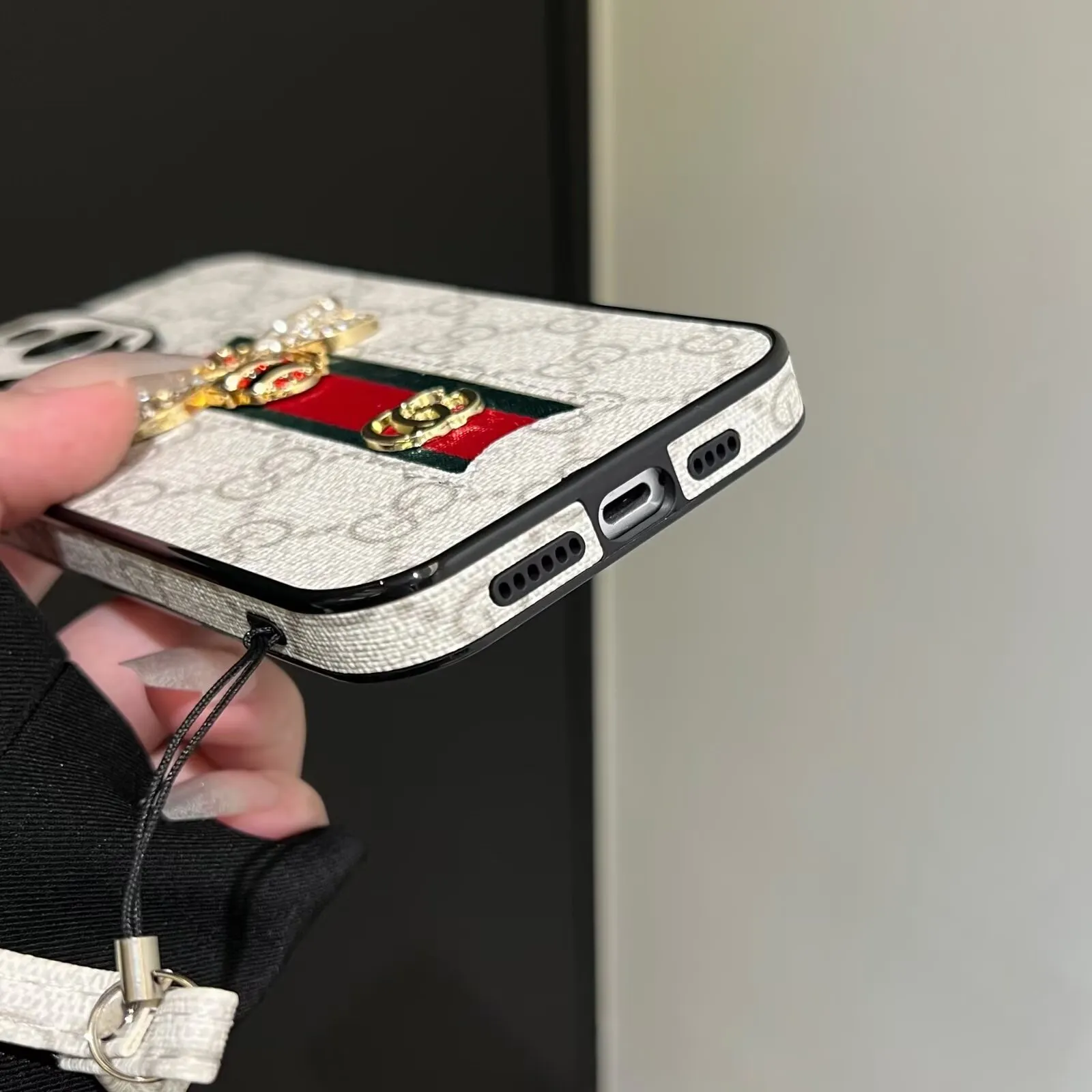Gucci Bee Diamond Ophidia GG Leather New Apple iPhone Case