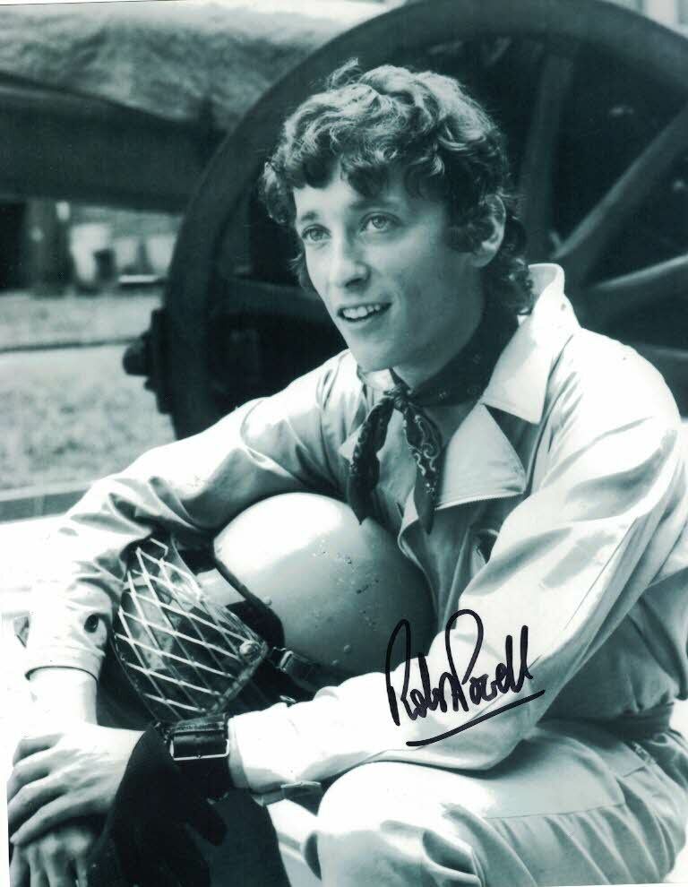 ROBERT POWELL - Yellow in The Italian Job hand signed 10 x 8 Photo Poster painting