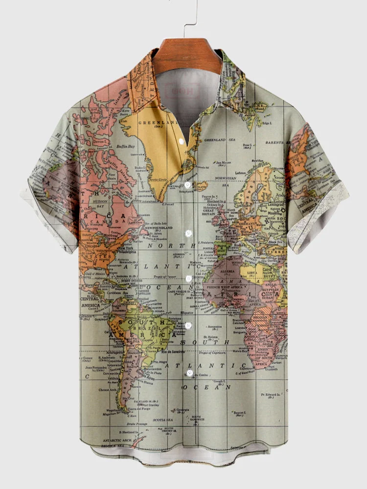 Mercator Projection Green Colorful World Map Printing Men's Short Sleeve Shirt