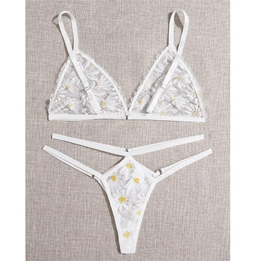 Erotic Women Embroidery Lace Sexy Lingerie Bowknot Strapless Bra Thong Set Sleepwear Pajamas Lingerie Seamless Panties lenceria