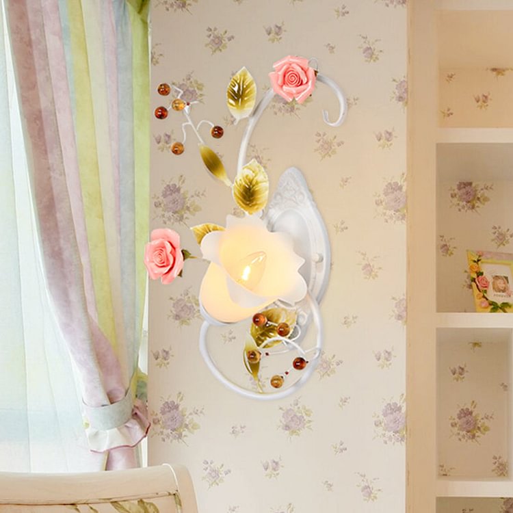 Country Curving Arm Sconce Light 1 Bulb Metal Rose Wall Lighting in White for Living Room, Left/Right