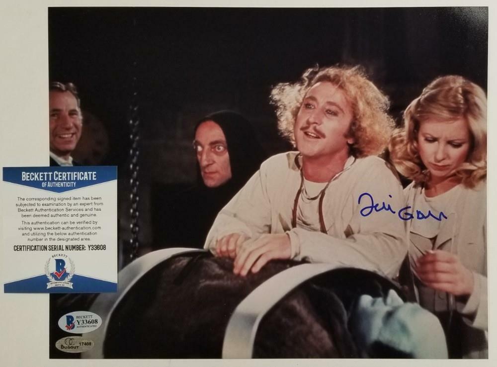 Teri Garr signed Young Frankenstein 8x10 Photo Poster painting 1 Autograph ~ Beckett BAS COA