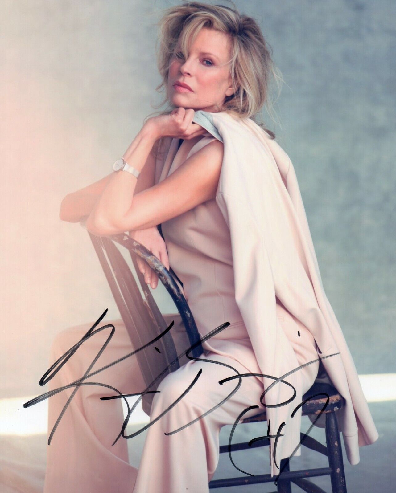 Autographed Kim Basinger signed 8 x 10 Photo Poster painting Excellent Condition