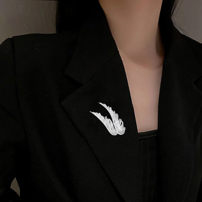 Shiny Pin Wings Copper Plating Inlay Zircon Women’s Brooches
