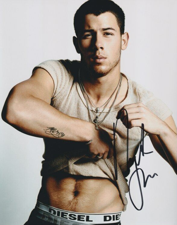 Nick Jonas shirtless in-person signed 8x10 Photo Poster painting