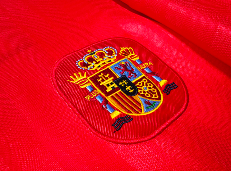 Retro Spain 1994/1995 Home Football T-Shirt Thai Quality