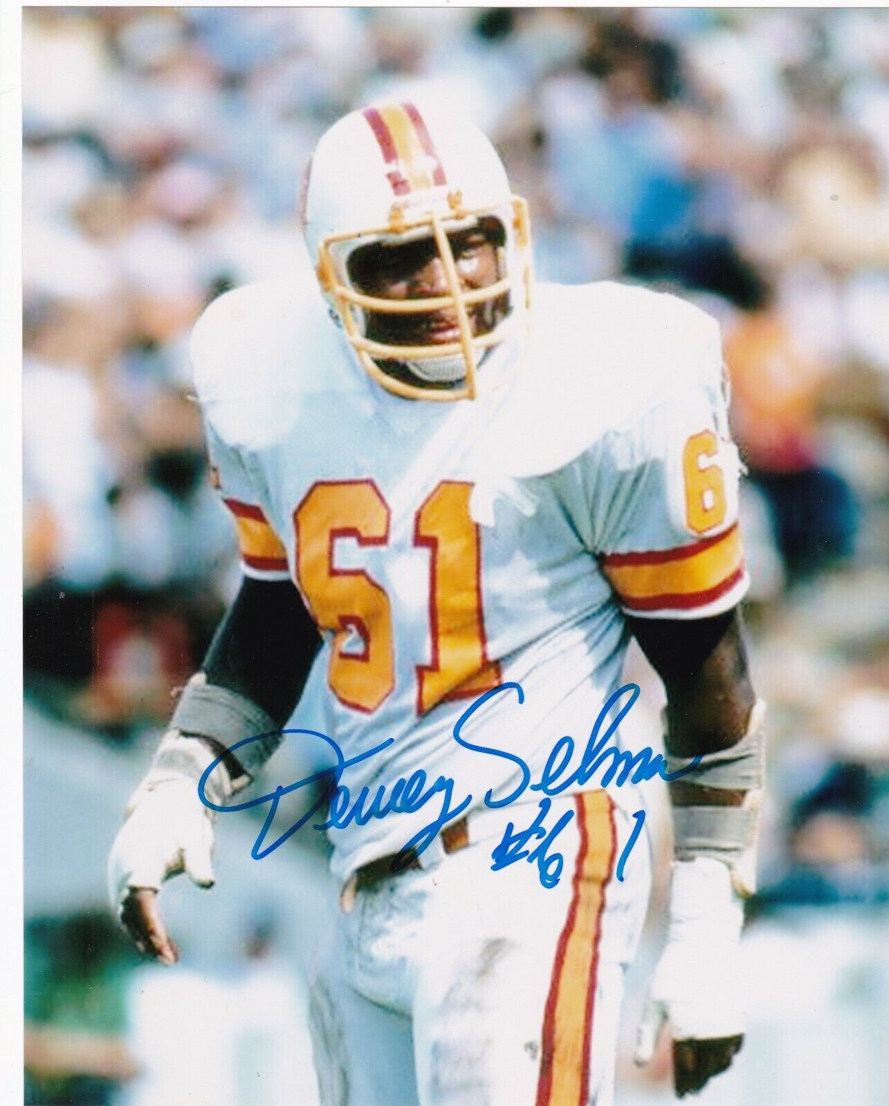 DEWEY SELMON TAMPA BAY BUCCANEERS ACTION SIGNED 8x10