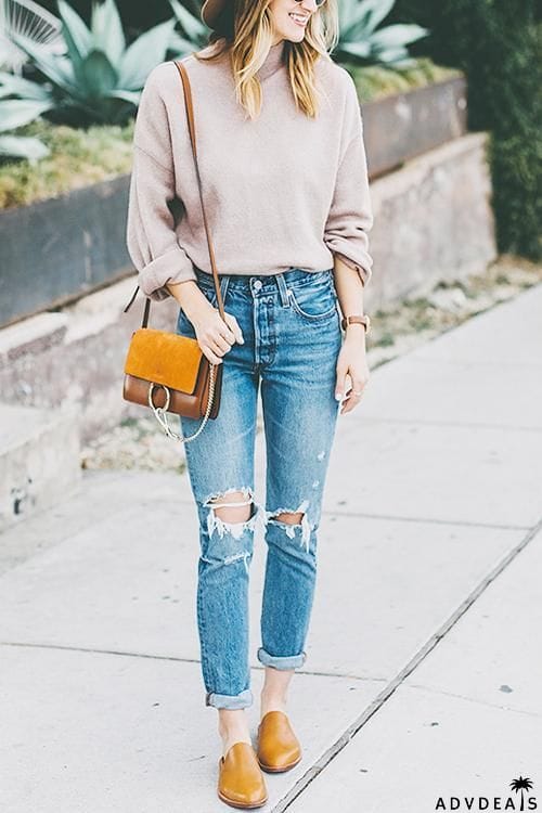 Loose Ripped Jeans