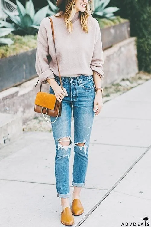 Loose Ripped Jeans