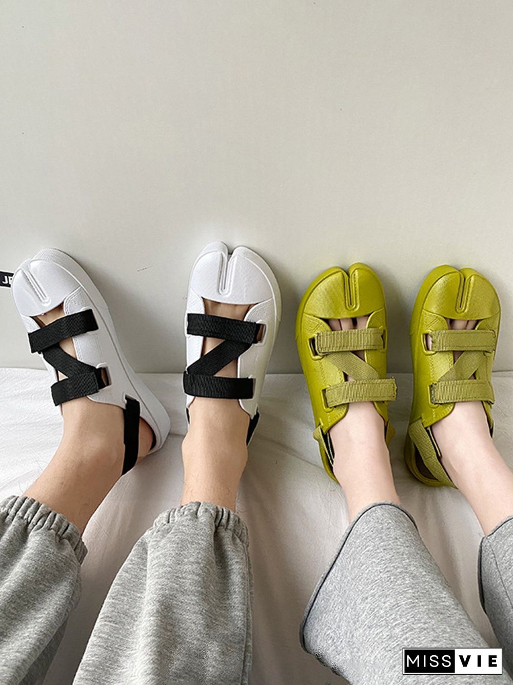 Casual Plain Split Toe Sandals