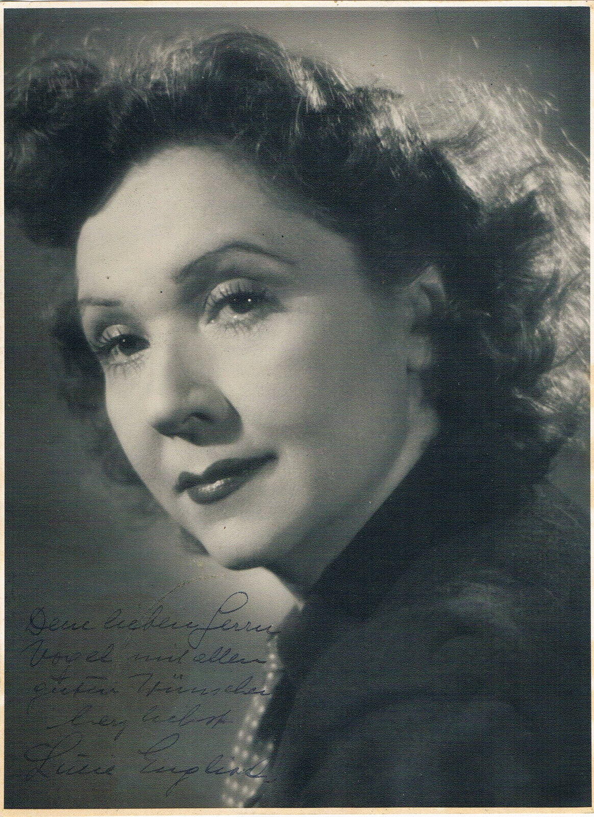 Lucie Englisch 1902-65 genuine autograph signed 7x9