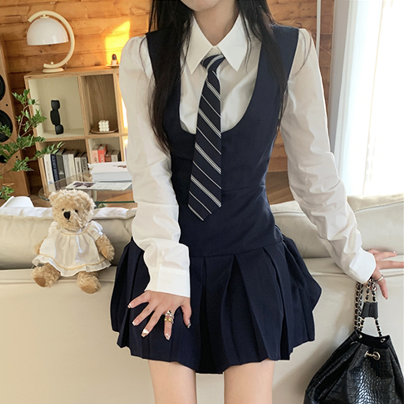 PREPPY SHIRT VEST DRESS SUIT