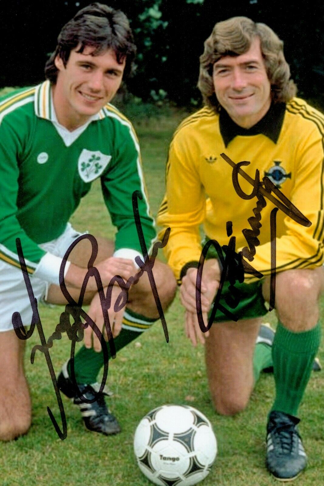 Frank Stapleton & Pat Jennings Signed 6x4 Photo Poster painting Rep. Ireland Autograph + COA