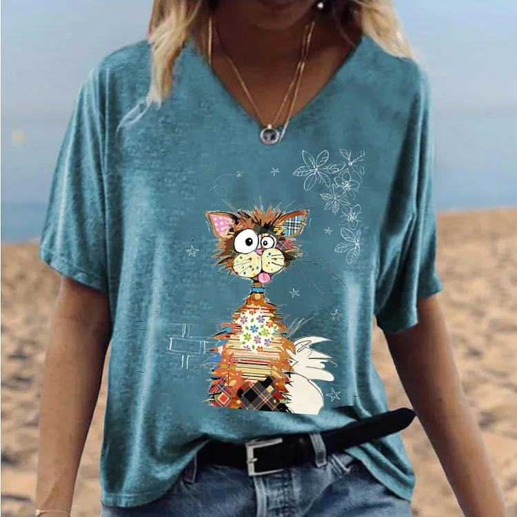 Funny Cute Cat Printed V-neck T-shirt