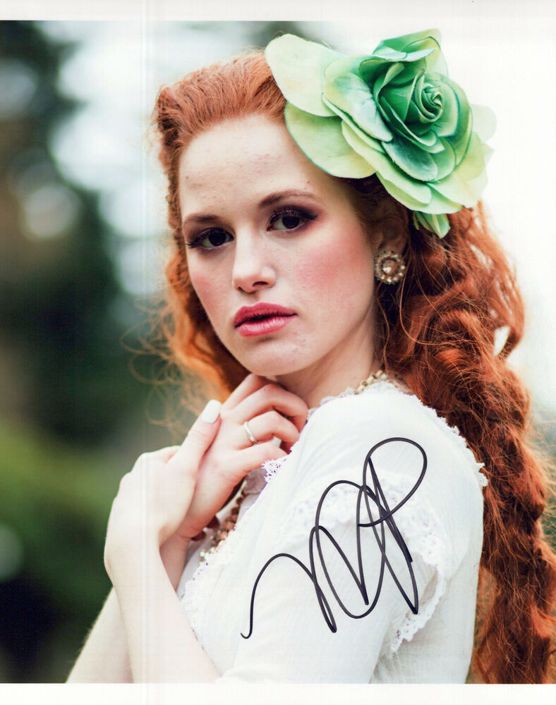 Madelaine Petsch glamour shot autographed Photo Poster painting signed 8x10 #14