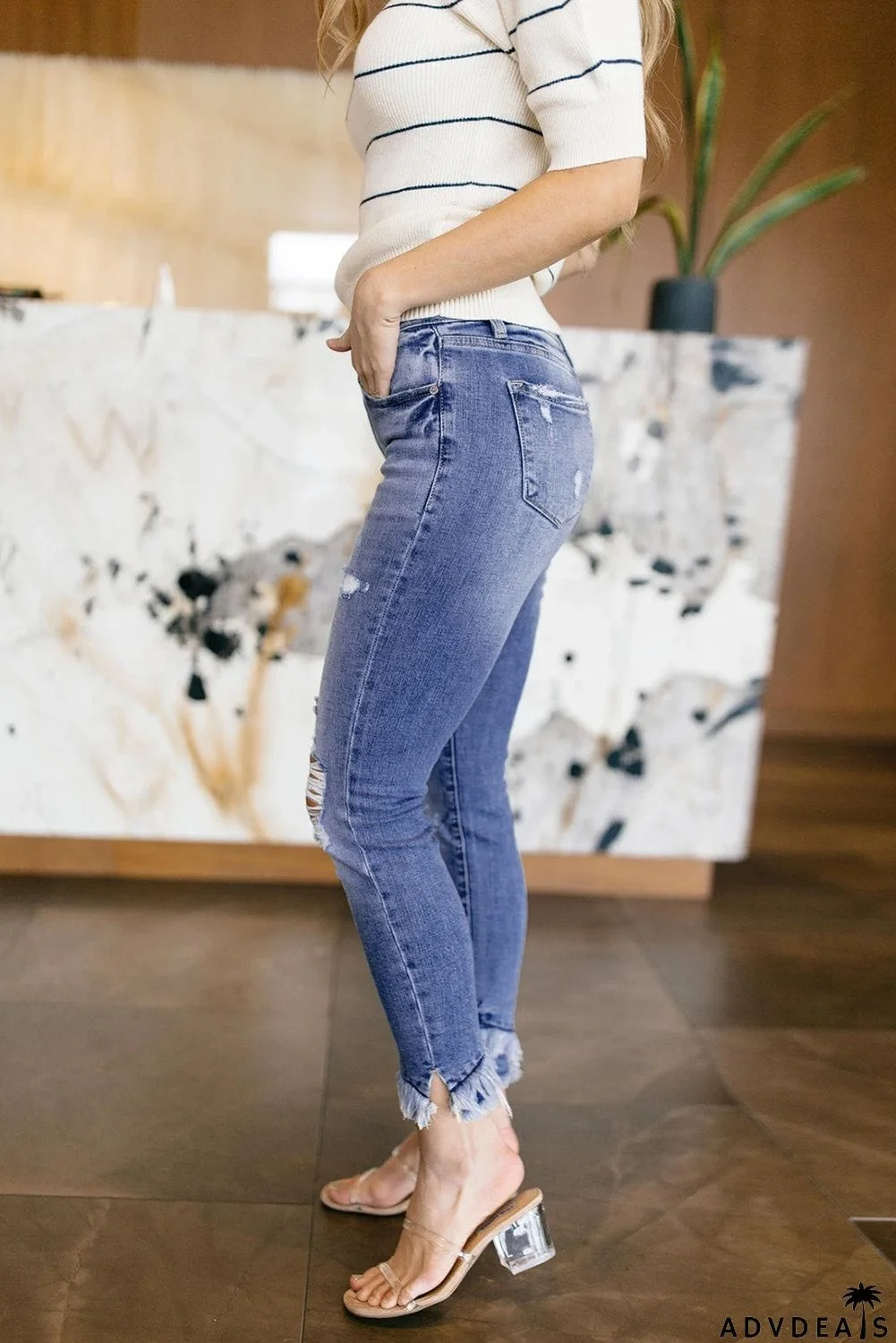 Distressed Mid Rise Skinny Denim Pants