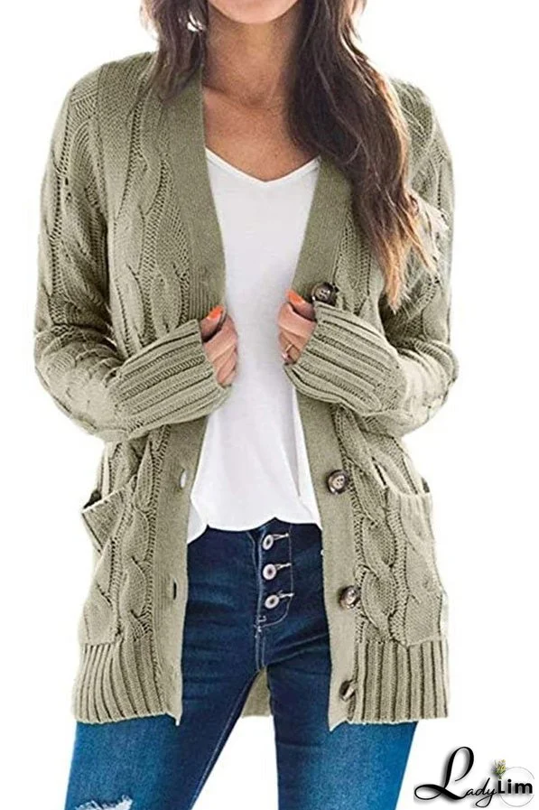 Versatile and Comfortable Coat