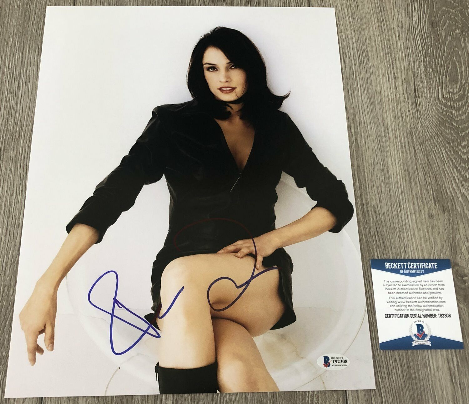 FAMKE JANSSEN SIGNED BOND GOLDENEYE XENIA ONATOPP 11x14 Photo Poster painting A BECKETT BAS COA