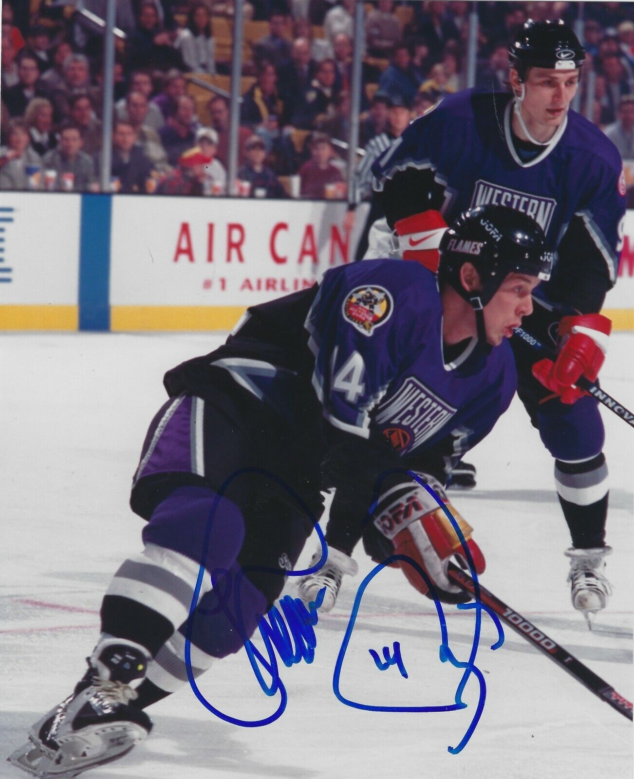 Autographed 8x10 THEOREN FLEURY Calgary Flames Photo Poster painting - w/COA