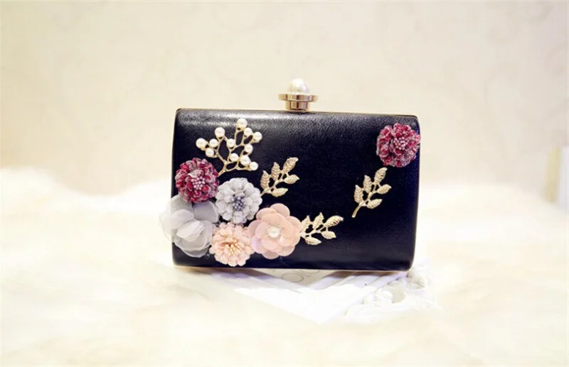 Pongl High Quality Handmade Flowers Evening Clutch Luxury Clutch Wallet With Chain Wedding Dinner Bags For Ladies MN695