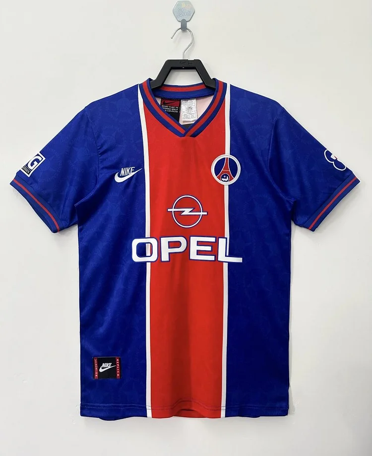 Retro 1995-1996 Paris Saint-Germain Home shirt